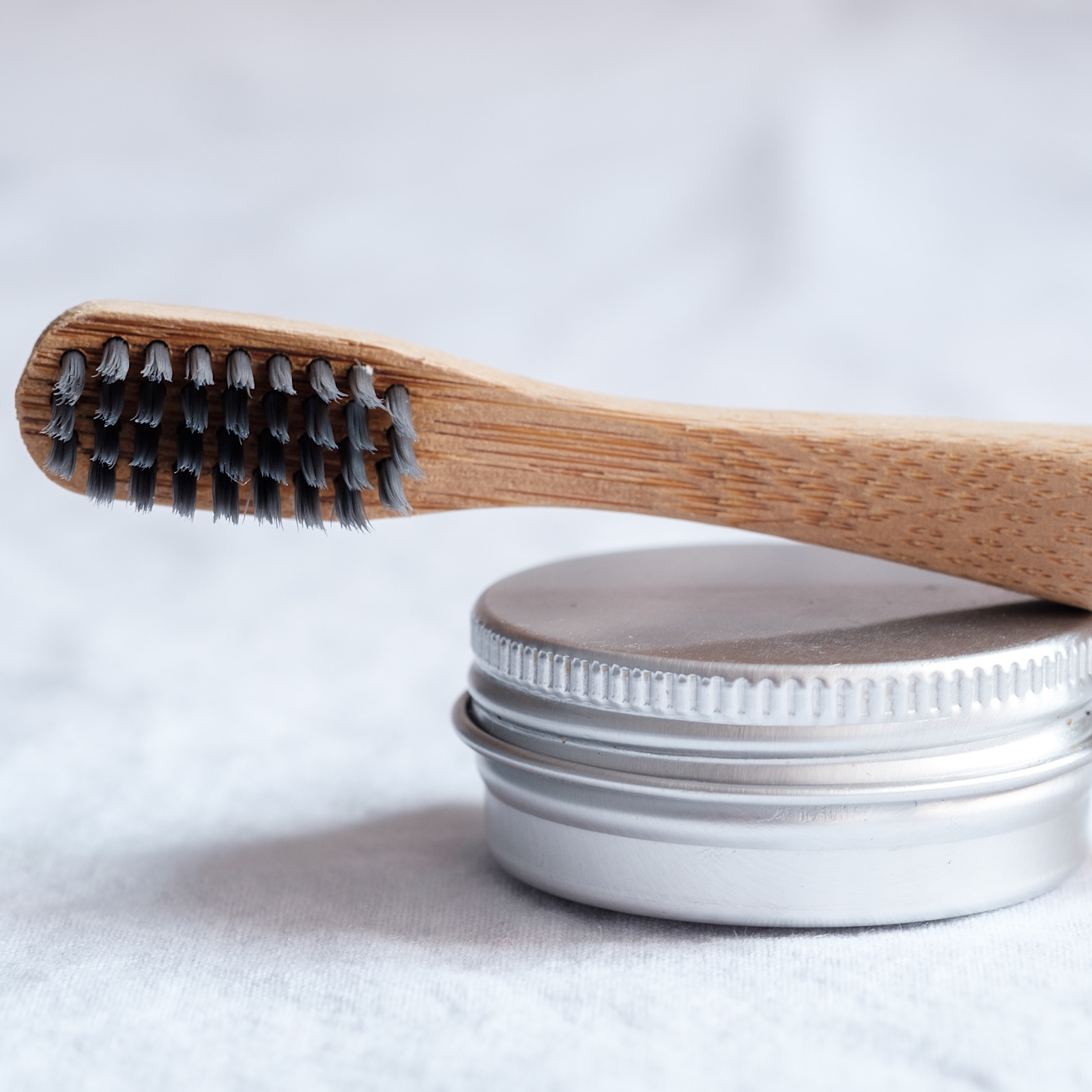 Eco-Friendly Toothbrushes, Toothpaste, and Floss for Sustainable Oral Care