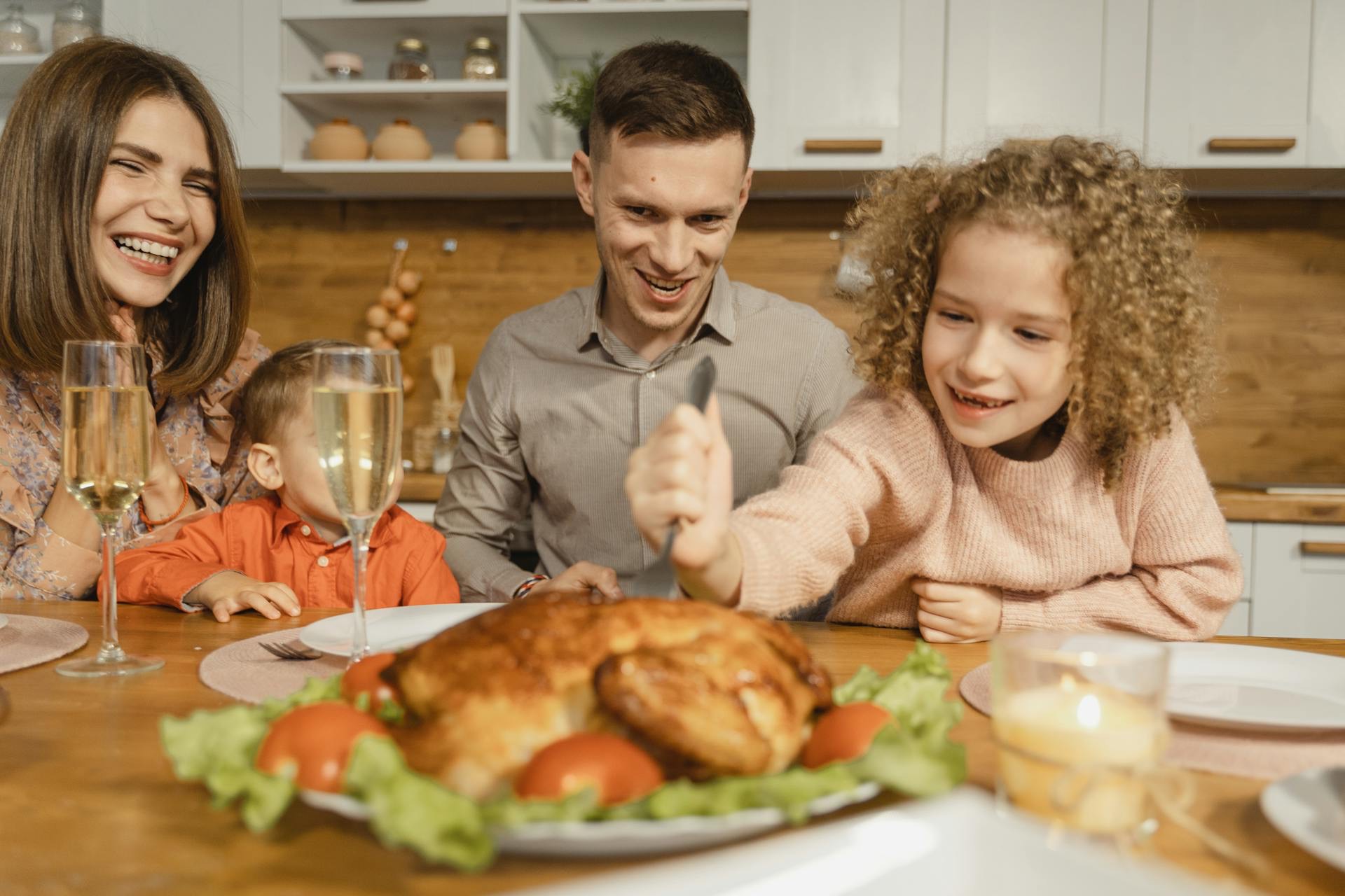 Family, Feast, and Smiles: Thanksgiving Oral Health Guide